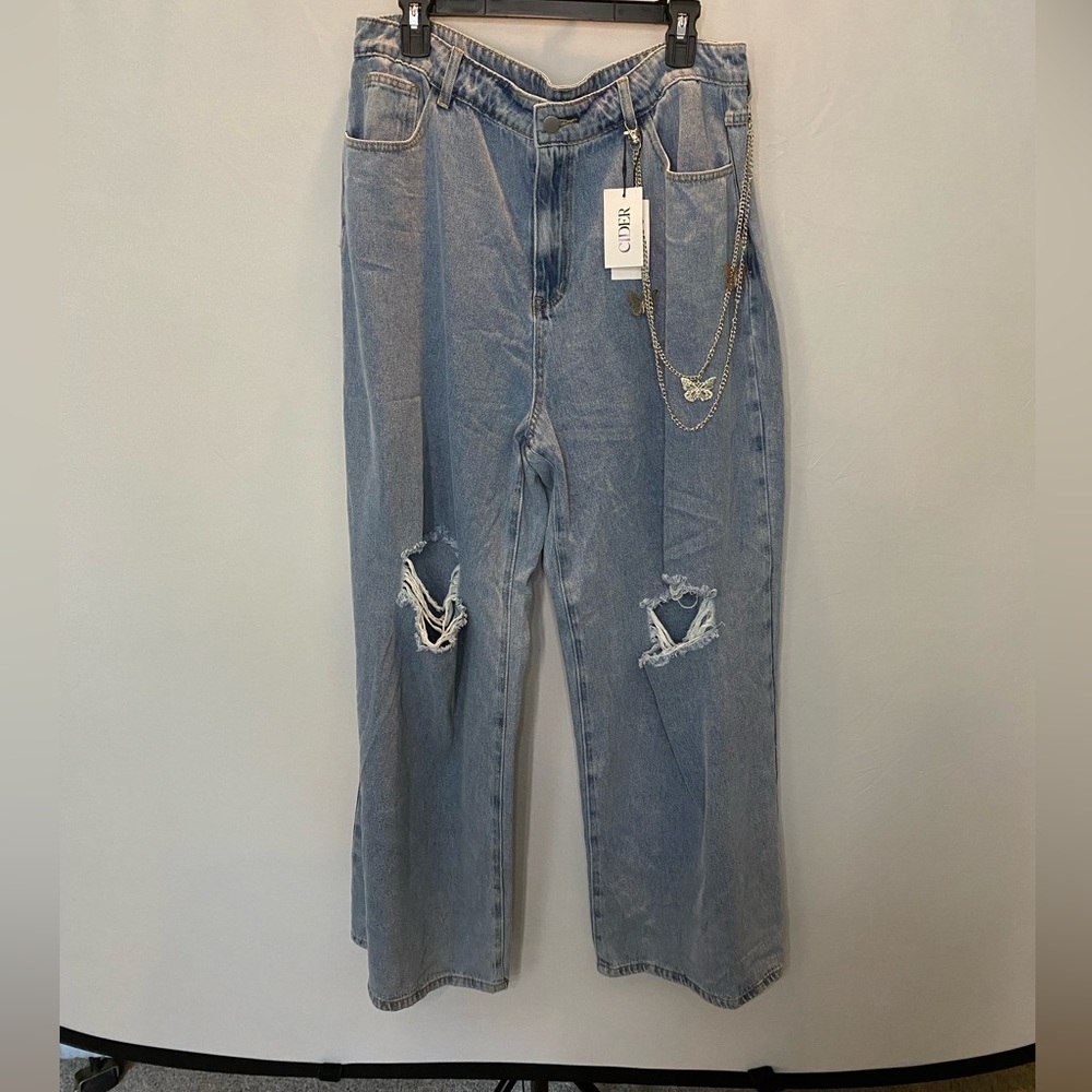 Cider Ripped baggy jeans with butterfly chain - NWT